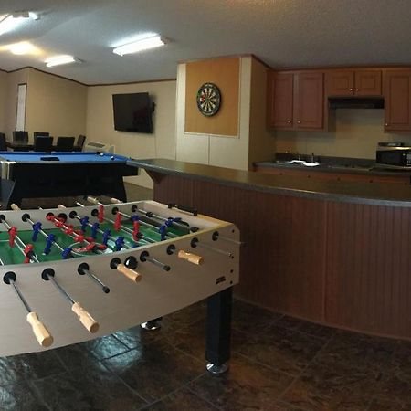 Oasis Lodge Big Lake Екстериор снимка